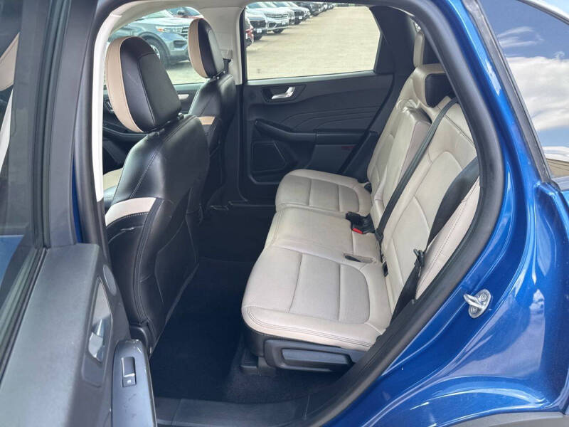 2022 Ford Escape SEL