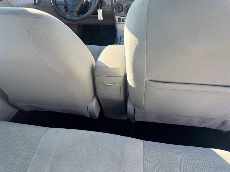 2011 Toyota Corolla LE