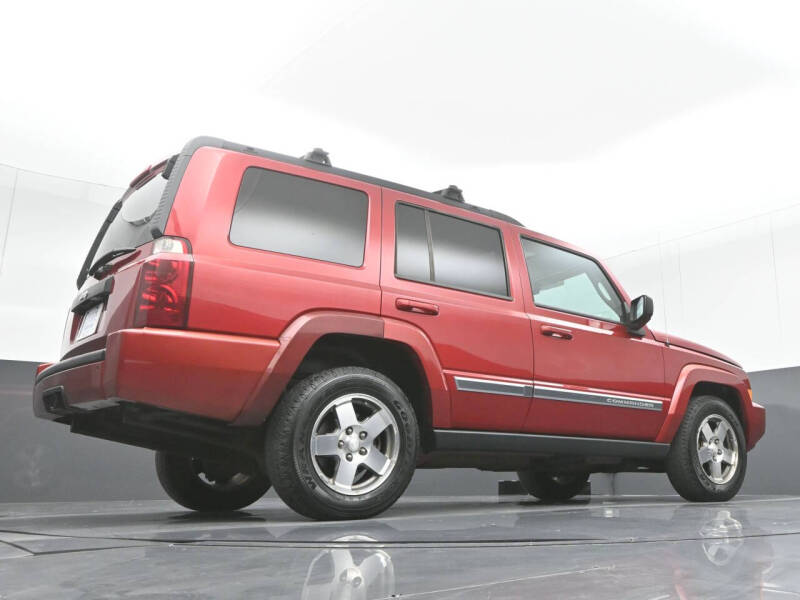 2010 Jeep Commander Sport