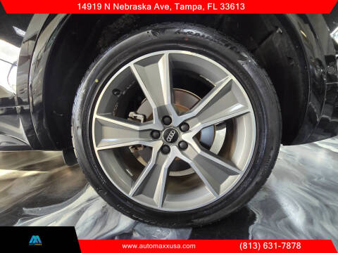 2019 Audi Q5 quattro Prestige 45 TFSI