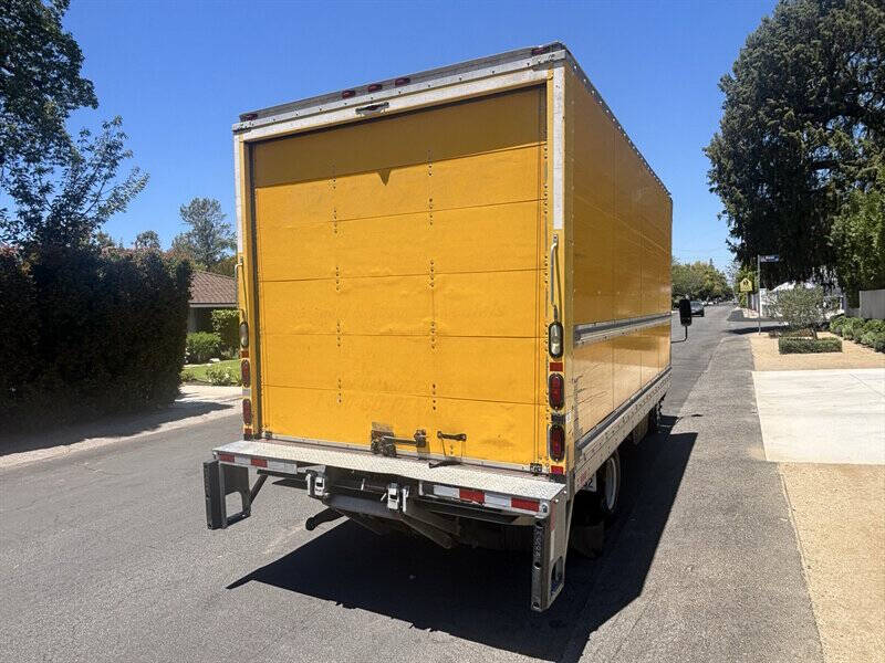 2013 Isuzu NPR
