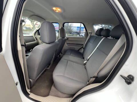2009 Ford Escape XLS