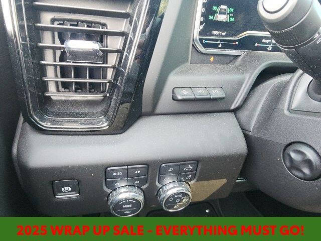 2025 GMC Sierra 1500 AT4X