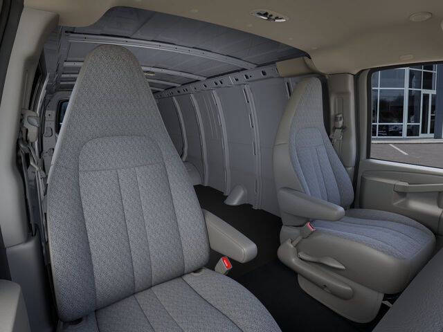 2025 Chevrolet Express 2500
