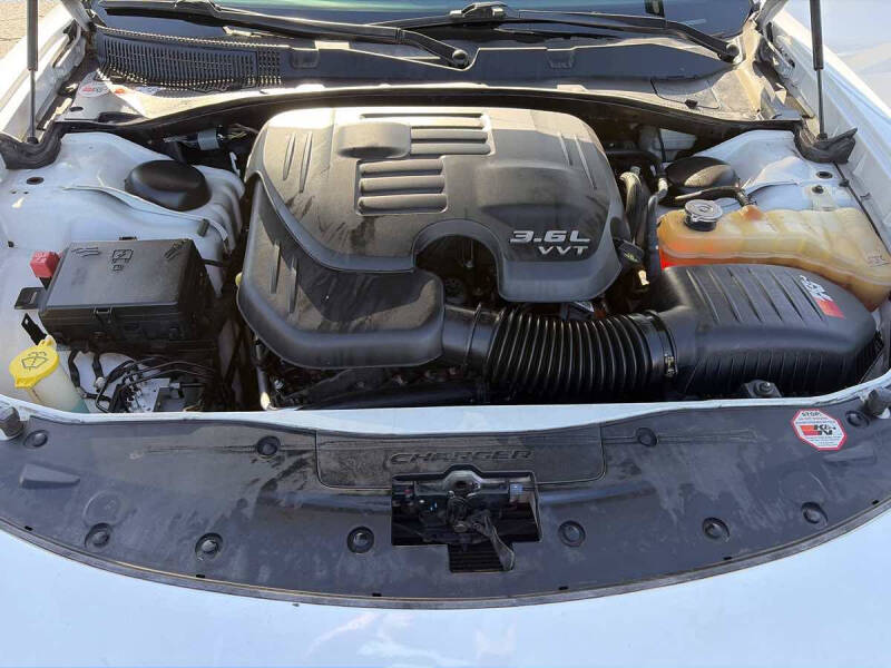 2015 Dodge Charger SXT