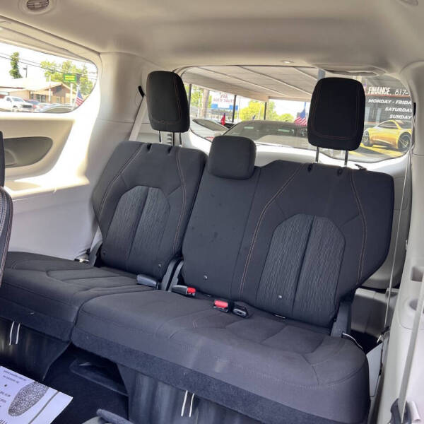 2017 Chrysler Pacifica Touring