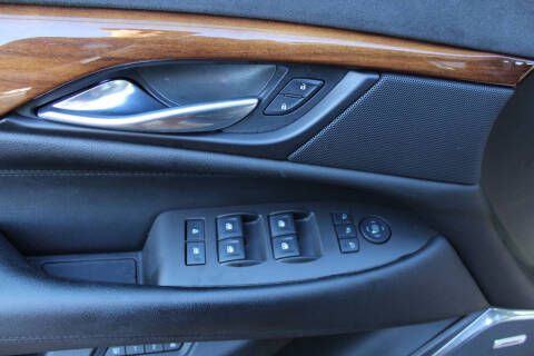 2017 Cadillac Escalade Luxury