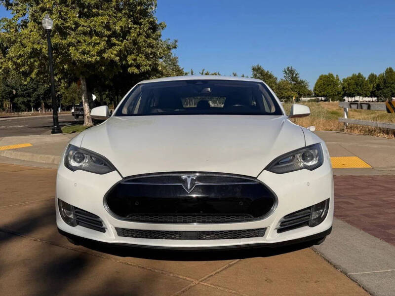 2014 Tesla Model S