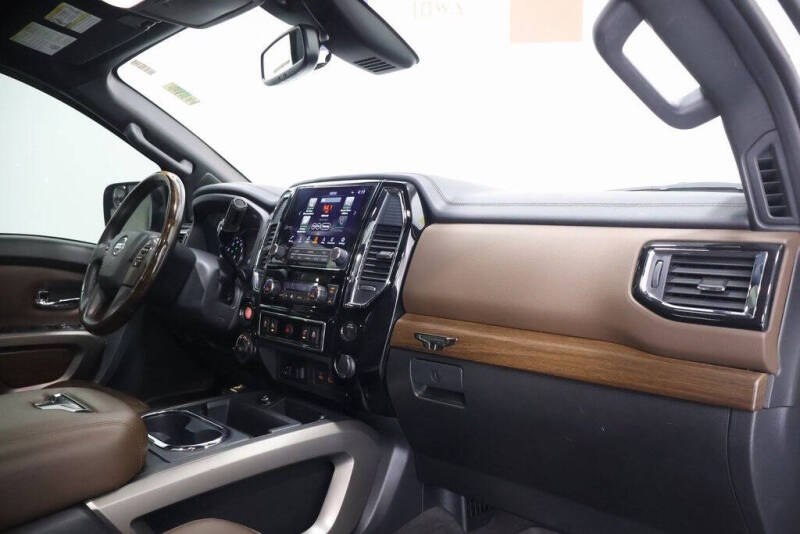 2021 Nissan Titan Platinum Reserve