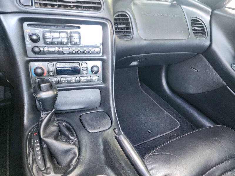 2003 Chevrolet Corvette