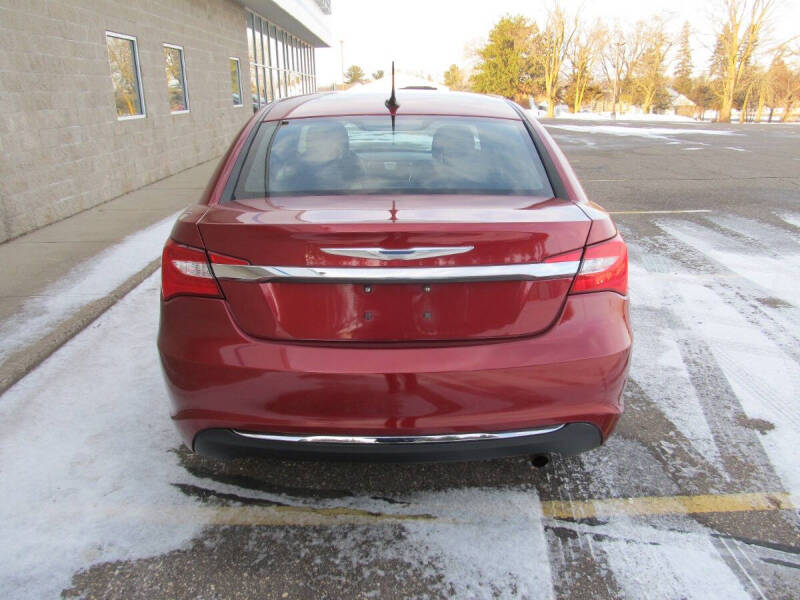 2012 Chrysler 200 LX