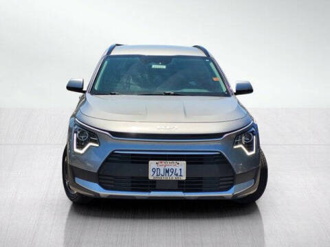 2023 Kia Niro EX