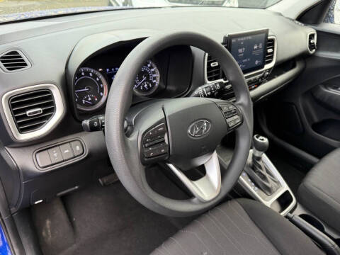 2022 Hyundai Venue SE