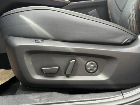 2025 Mitsubishi Outlander PHEV