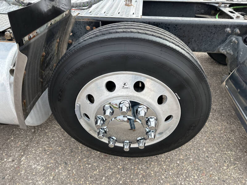 2021 International RH613