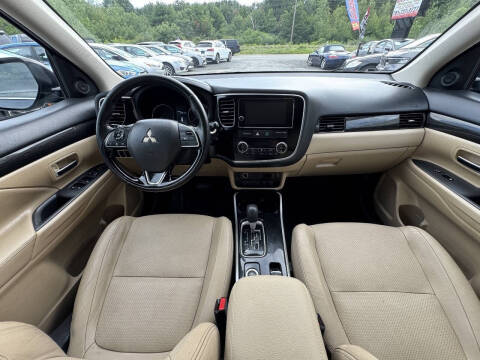 2017 Mitsubishi Outlander SEL