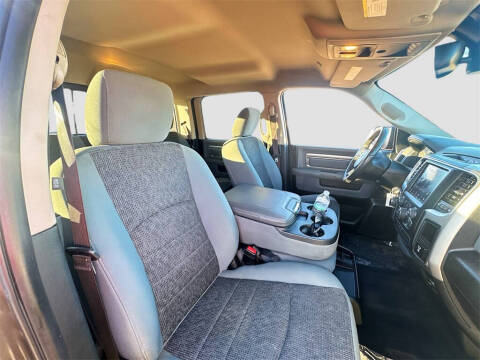 2019 RAM 1500 Classic SLT