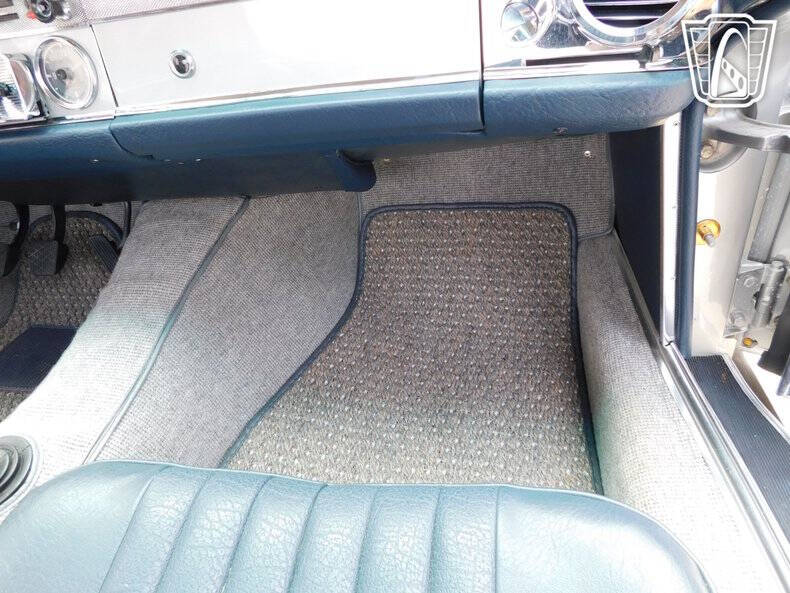 1965 Mercedes-Benz SL-Class