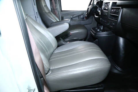 2023 Chevrolet Express 2500