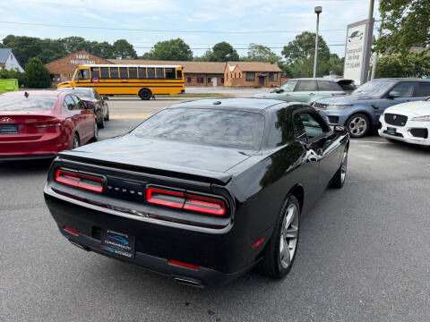 2015 Dodge Challenger SXT