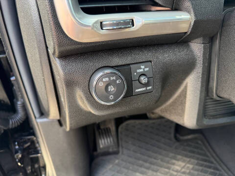 2016 GMC Acadia Denali