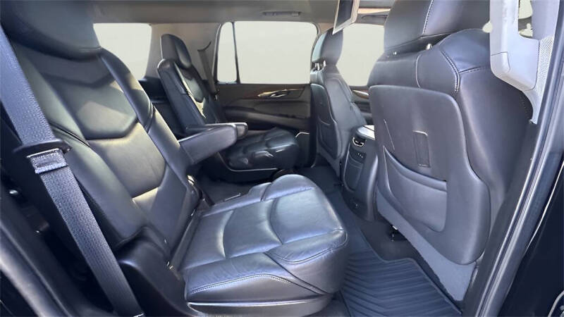 2020 Cadillac Escalade Luxury