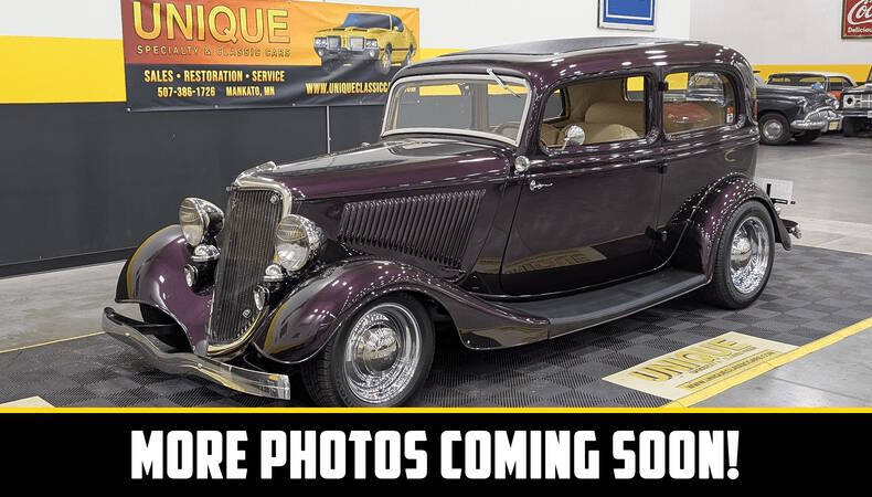1934 Ford Deluxe
