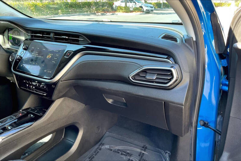 2023 Chevrolet Bolt EUV LT