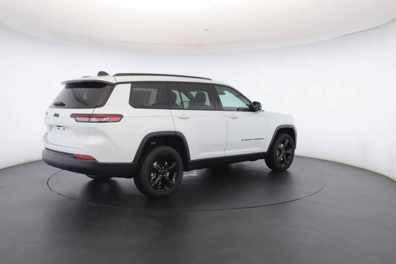 2025 Jeep Grand Cherokee L Altitude X