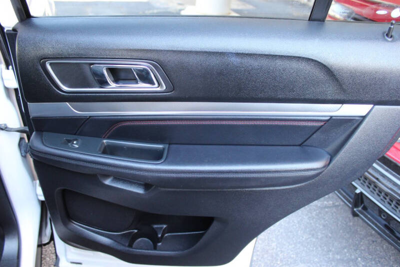 2019 Ford Explorer Sport