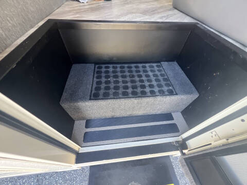 2020 Holiday Rambler Invicta