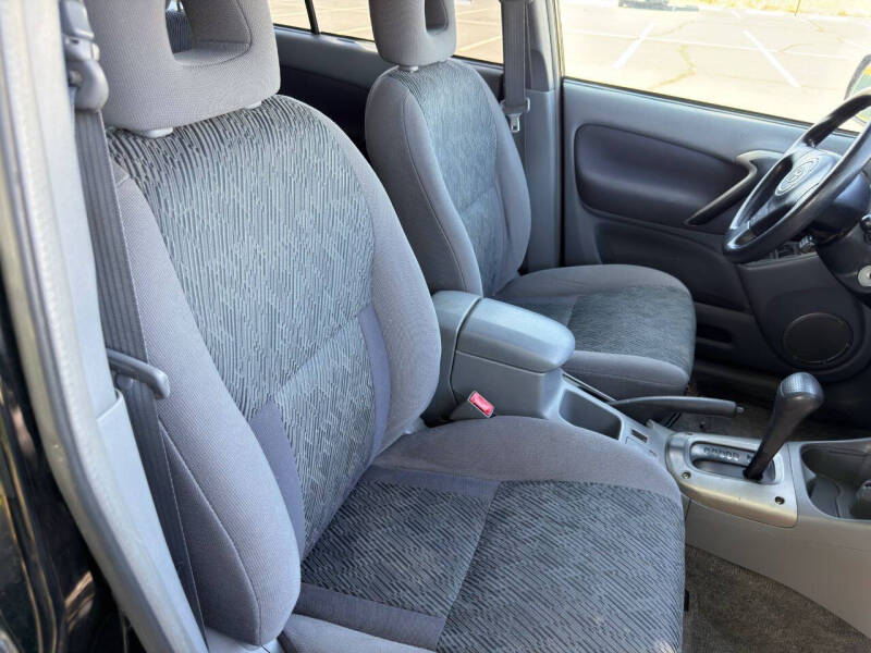 2003 Toyota RAV4
