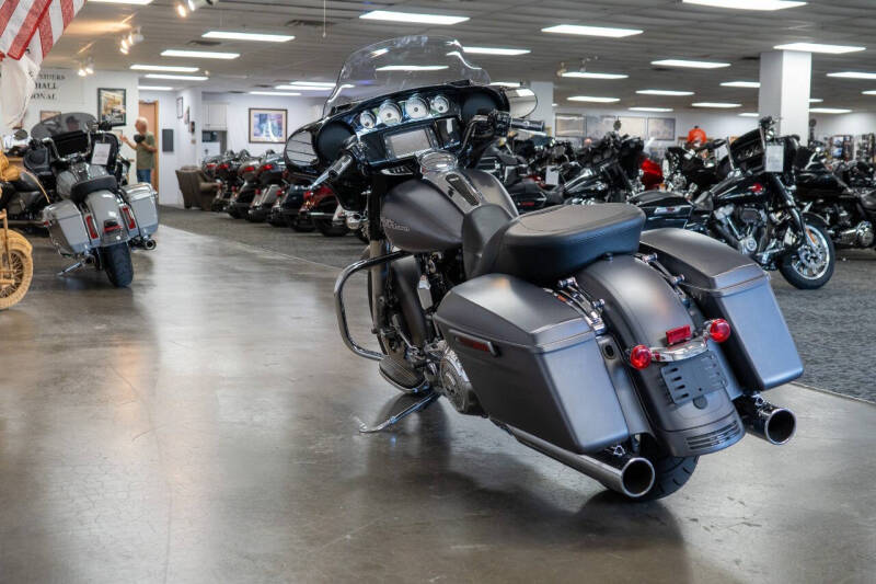 2016 Harley-Davidson Street Glide Special