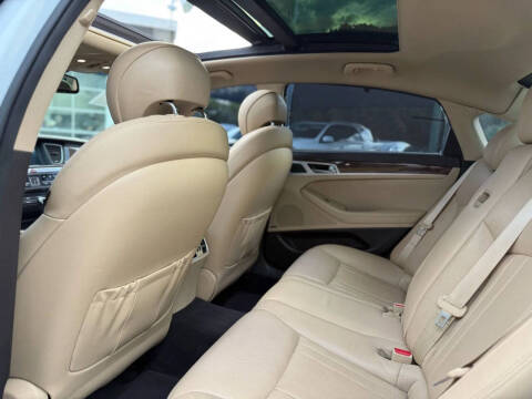 2016 Hyundai Genesis