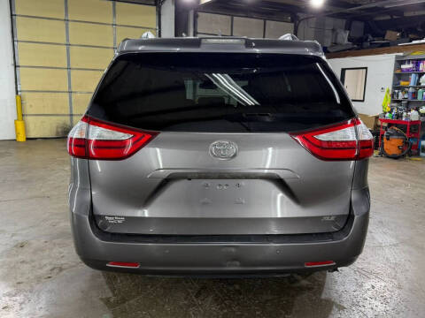 2019 Toyota Sienna
