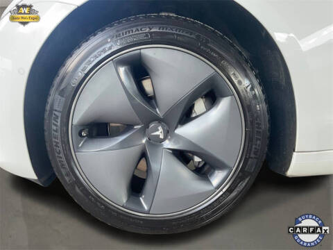 2019 Tesla Model 3 Standard Range Plus