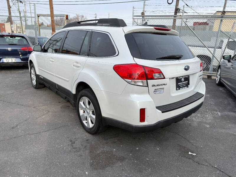 2012 Subaru Outback 2.5i Limited