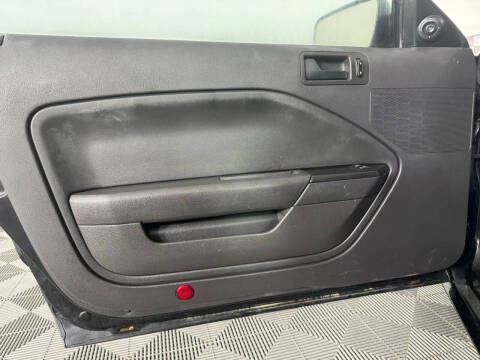 2006 Ford Mustang GT Deluxe