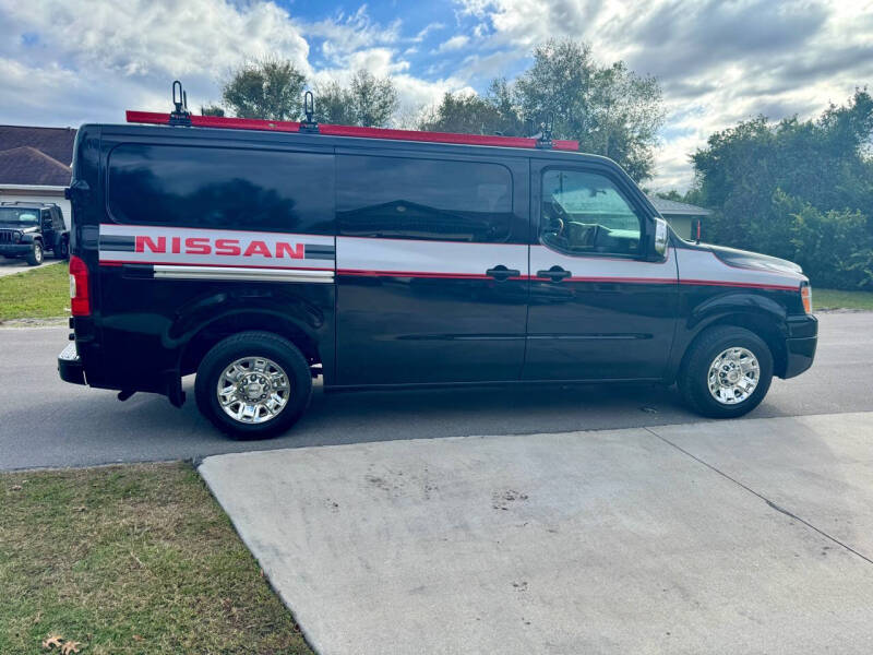 2016 Nissan NV Cargo SV photo 33