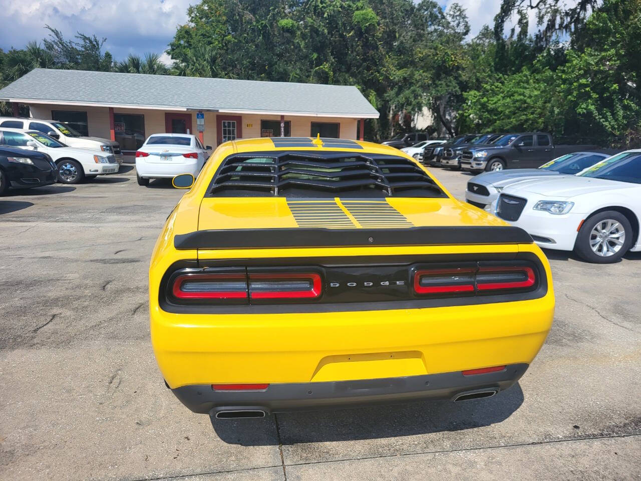 2017 Dodge Challenger for sale at FAMILY AUTO BROKERS in Longwood, FL