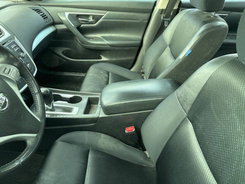 2017 Nissan Altima 3.5 SR