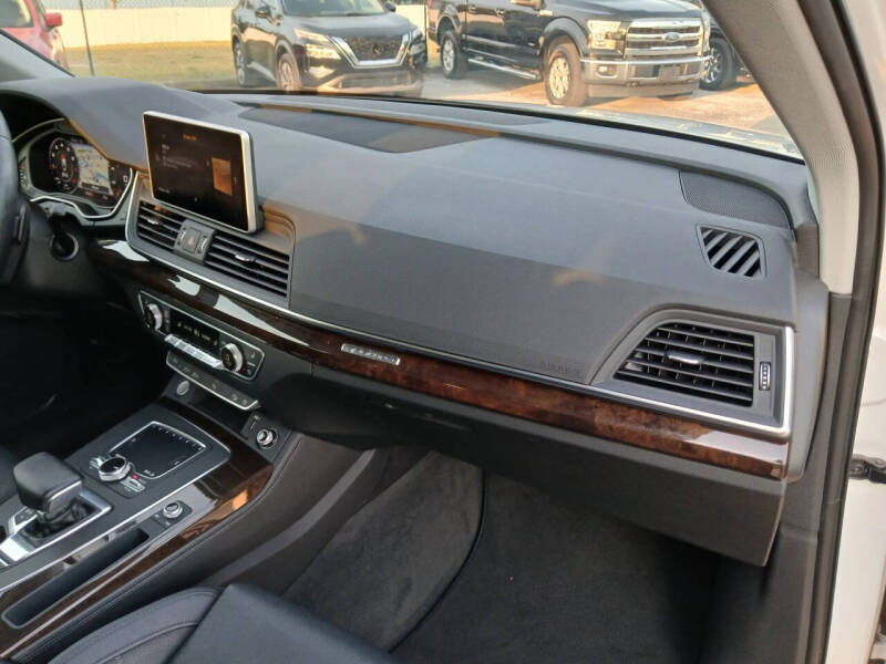 2019 Audi Q5 quattro Premium Plus 45 TFSI