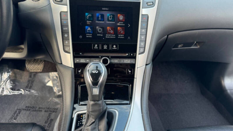 2021 Infiniti Q50 Luxe