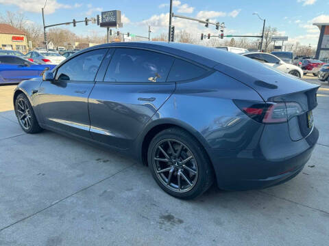 2020 Tesla Model 3 Long Range