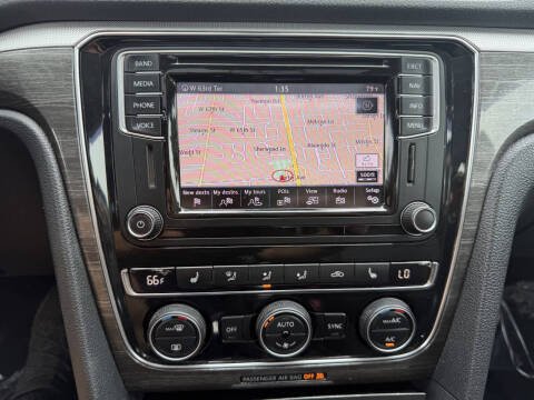 2016 Volkswagen Passat 1.8T SE