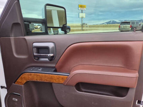 2016 Chevrolet Silverado 3500HD High Country