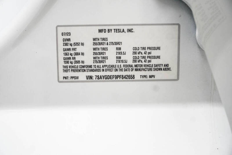 2023 Tesla Model Y Performance