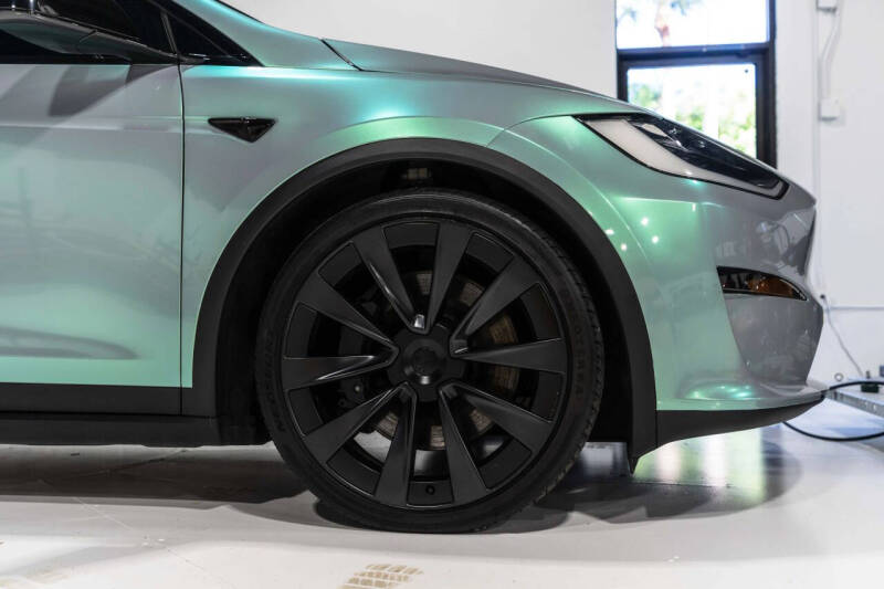 2023 Tesla Model X Standard Range