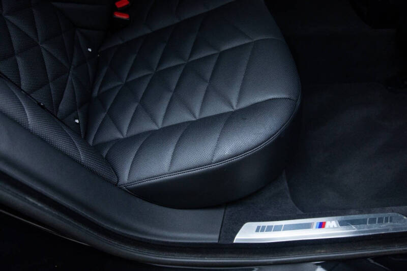 2023 BMW 7 Series 740i