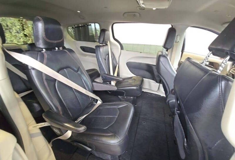 2019 Chrysler Pacifica Touring L